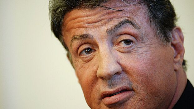 Сталлоне передумал разводиться