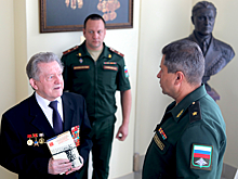 В штабе Ленинградского военного округа торжественно открыт бюст командующему ЖДВ СССР генерал-полковнику Павлу Кабанову