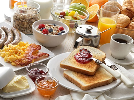 Полный отказ от завтраков: как это повлияет на организм