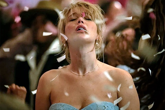 Названа дата премьеры триллера "Умри, моя любовь" с Лоуренс и Паттинсоном