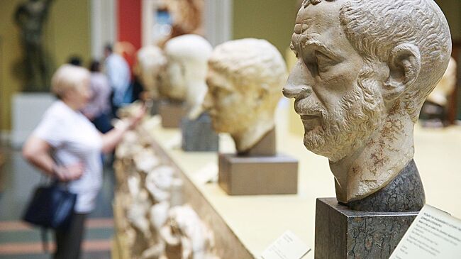 В музей или зоопарк: что еще многодетные семьи могут посетить бесплатно с приложением «Мой id»