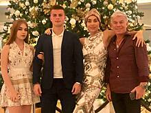 Жена Олега Газманова трогательно поздравила красавца-сына с днем рождения