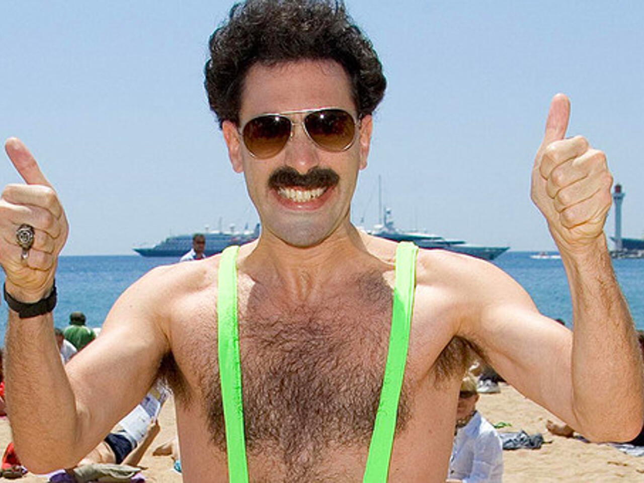 Борат сагдиев. Кто играл бората. Борат в купальнике. Кто играл бората. Борат сагдиев.