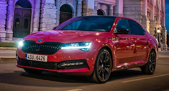 Новое поколение Skoda Superb 2023: дизайн и характеристики