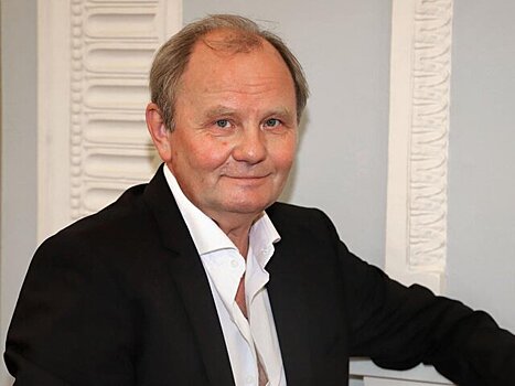 "МК": неизвестные украли электросамокат у актера Театра Вахтангова Васькова