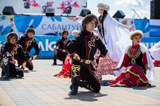 Народное гуляние «Сабантуй» прошло в Сургуте