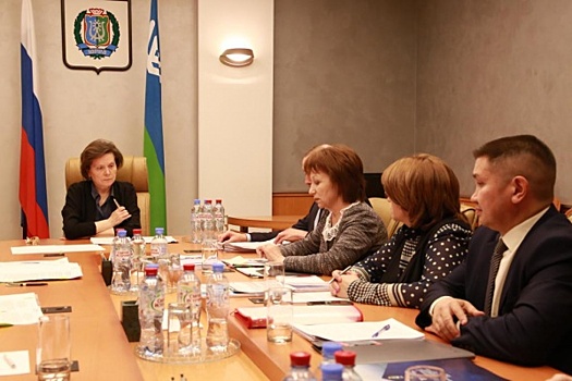 Наталья Комарова встретилась с югорскими омбудсменами