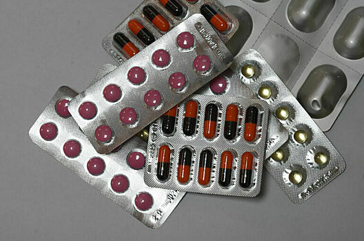 Госконтракты на поставки лекарств предложили заключать на срок патента