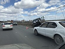 В Якутске женщина за рулем не справилась с управлением и совершила столкновение