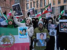 США поддержали протестующих иранцев