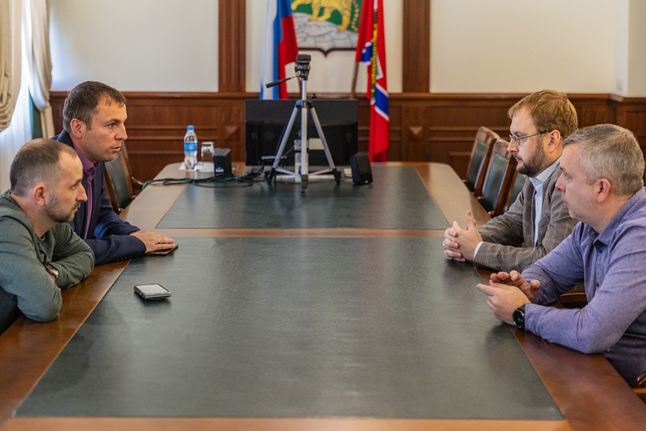Курсанты программы «Герои Приморья» проходят стажировку в мэрии Владивостока