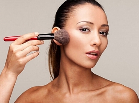 Секреты макияжа, которые позволят измениться без пластики