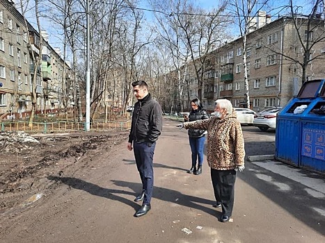 Прогребанию газонов и рыхлению снега в Бабушкинском сейчас уделяется основное внимание