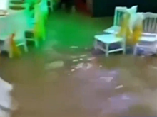 Свадьбу «смыло» в Дагестане из-за сильных ливней (видео)