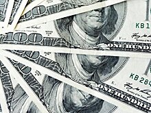 Депутат Чаплин заявил, что долларовые купюры не имеют "срока годности"