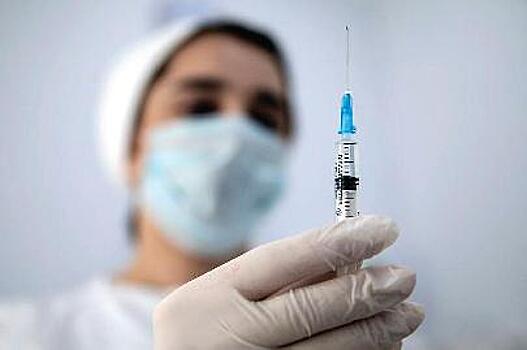 Израильские медики утвердили четвёртую дозу вакцины для групп риска