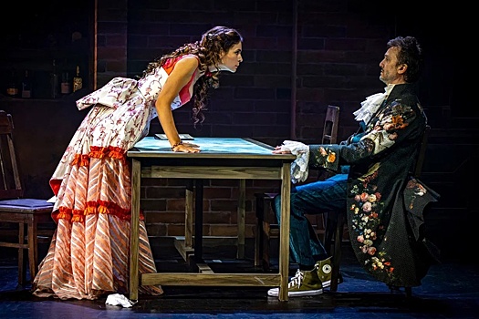 В Театре сатиры поставили "Севильского цирюльника"