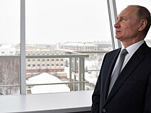 Путин осмотрел новый терминал аэропорта "Красноярск"