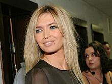 Брежнева облачилась в стильный комбинезон на светском мероприятии