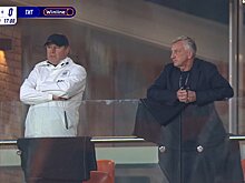 Алекс Стиль переговаривается по рации с Кузнецовым. Тренеры 2Drots отбывают дисквалификацию