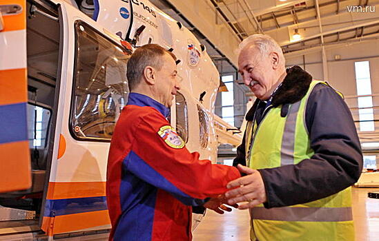 "Волшебник на вертолете": как санитарная авиация спасает жизни в Москве