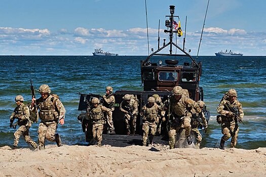 Эстонские ополченцы разгромили морской спецназ Британии