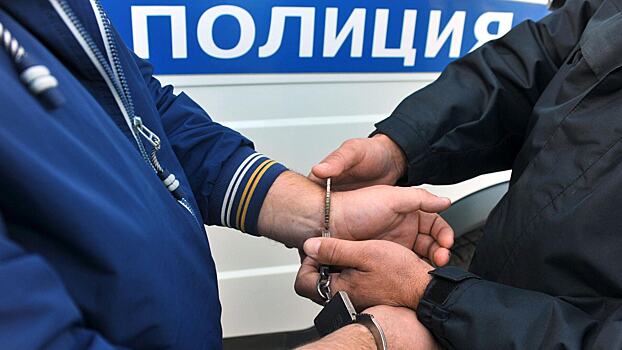 В Москве задержали мужчину за хранение арсенала с боеприпасами