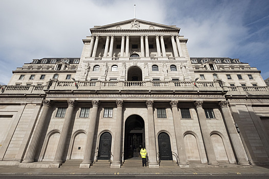 Банк Англии сохранил учетную ставку