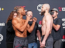 Россиянин Фахретдинов на турнире UFC "задушил" американца Ли