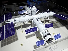 Бугров: Полет к спутнику Солнца - возможное второе эпохальное событие в космосе