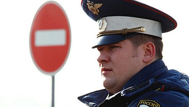 В Приморье у села Кроуновка подтопило мост
