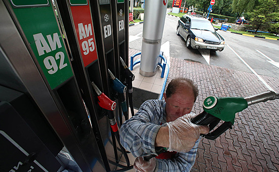 Биржевая стоимость бензина бьет рекорды. Что будет с ценами на заправках?