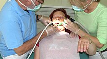 Немцы предпочитают оплачивать услуги стоматолога по страховке