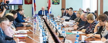 Поправки в два федеральных закона одобрили депутаты Приморья
