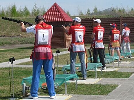 Спортсмены из Гагаринского района успешно выступили на соревнованиях по стендовой стрельбе