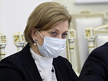 Попова призвала привиться от коронавируса весной для нормальной жизни летом