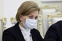 Попова призвала привиться от коронавируса весной для нормальной жизни летом