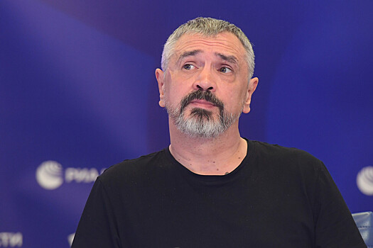 Mash: сын поэта Дмитрия Артиса выпал из окна в день рождения