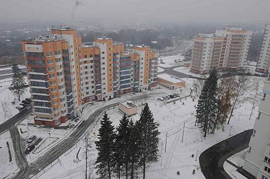 Бронзовая доска как символ народной любви