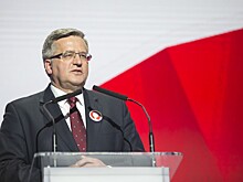 Экс-президент Польши Коморовский: Россия теперь знает, что у Польши не работает ПВО