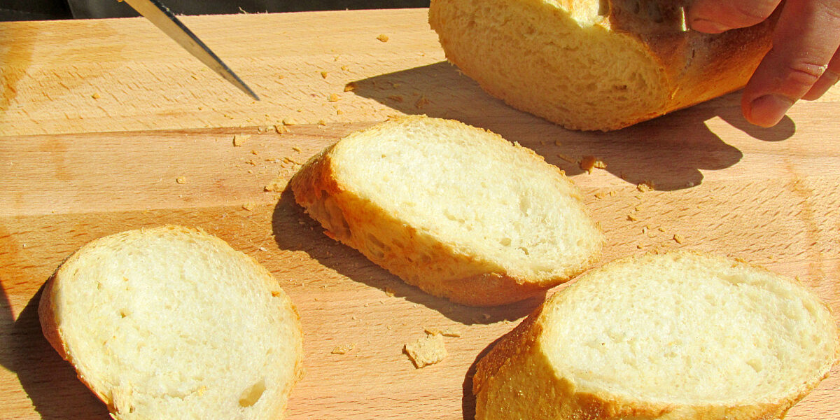 Прочь от белого хлеба: ученые назвали его причиной ранней смерти