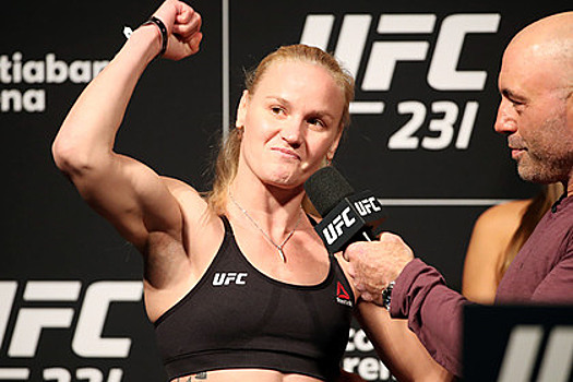 Чемпионка UFC зачитала письмо ветерана ВОВ