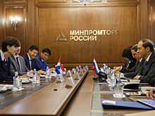Денис Мантурова встретился с Послом Королевства Нидерландов в России Рене Джонс-Босс