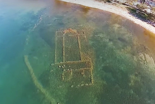 В Турции со дна озера поднялся 1500-летний храм