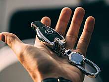 Mercedes отзывает седаны S-Class из-за дефекта в системе экстренной связи