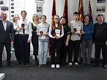 В преддверии Дня народного единства в МВД Бурятии вручили первые паспорта юным улан-удэнцам