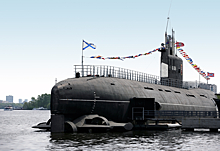 Адмирал Попов смоделировал гибель подлодки "Курск"