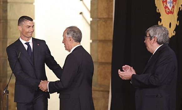 Президент Португалии отреагировал на заражение Роналду