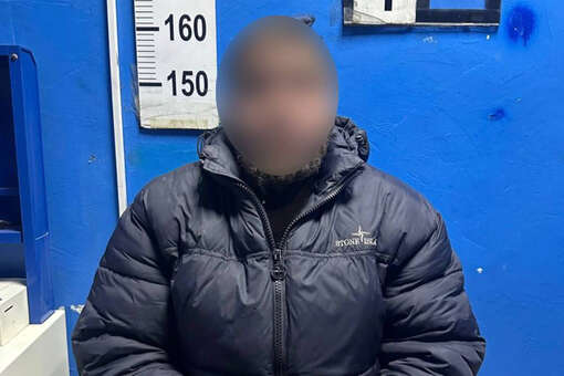 В Воронеже мужчина избил и ограбил знакомую на первом свидании