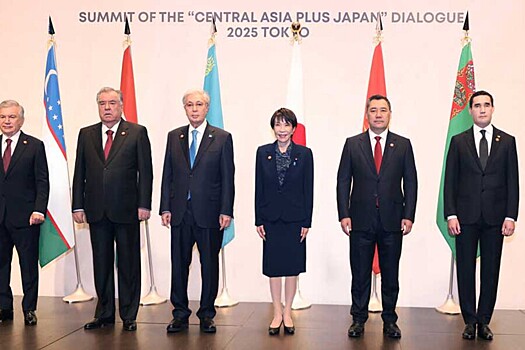 На саммите с Японией Туркменистан заявил о переходе на зелёную и водородную энергетику